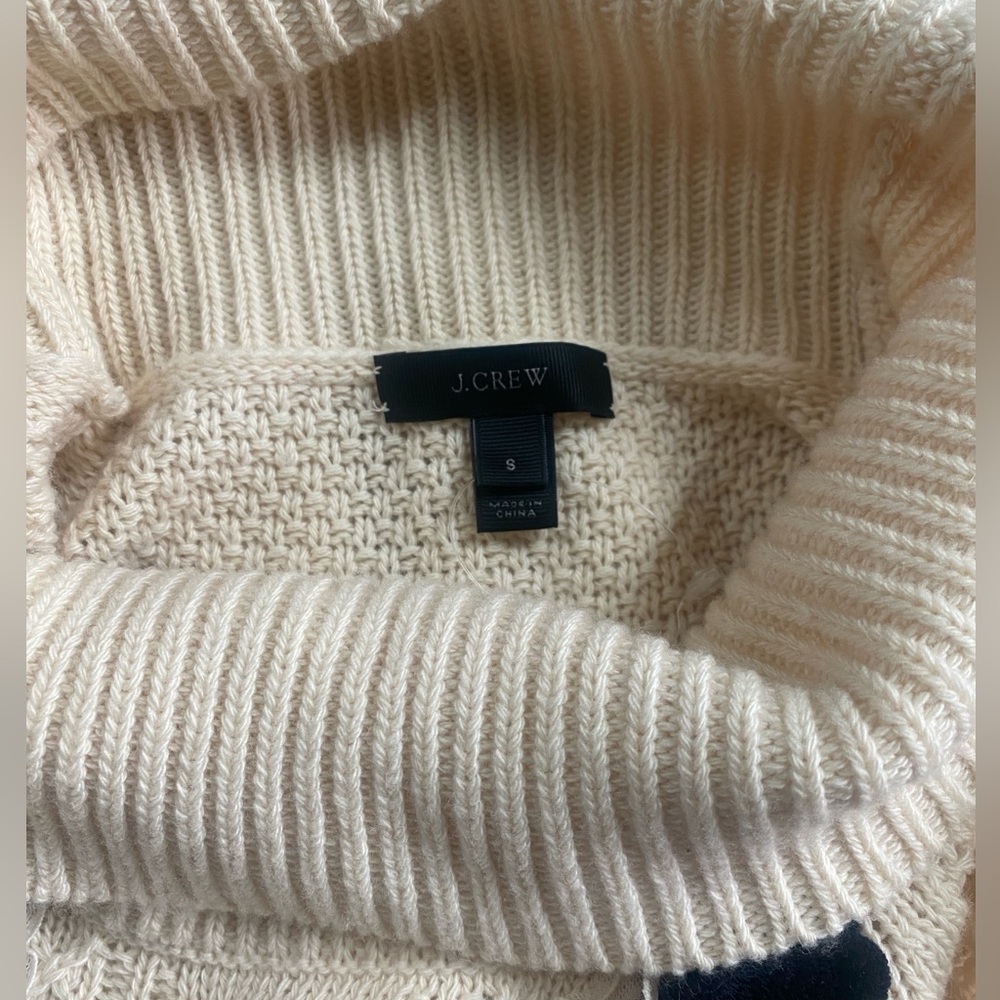 Jcrew ruffle sweater, brand new condition - Picture 3 of 3